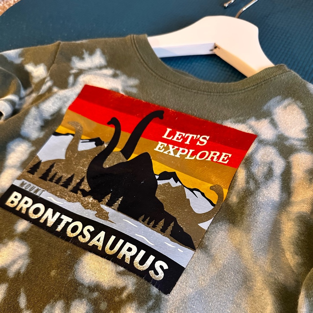 Kids dinosaur tie dye long sweatshirt